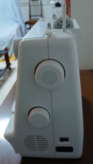 Máquina de coser AstraLux