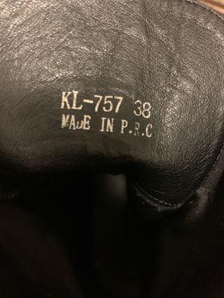 Scarponcini neri con plateau