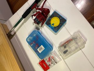 Carrete de pesca Mercury + Accesorios