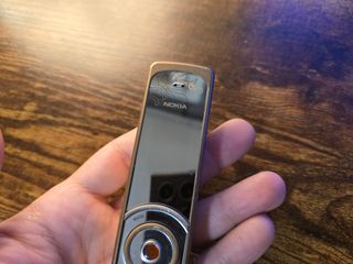 Movil Nokia 7380