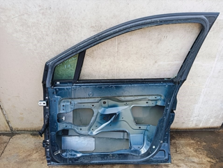 PUERTA DELANTERA DERECHA RENAULT VEL SATIS (BJ0)