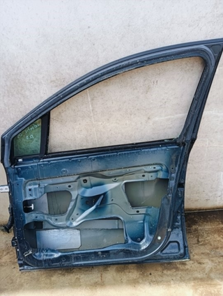 PUERTA DELANTERA DERECHA RENAULT VEL SATIS (BJ0)