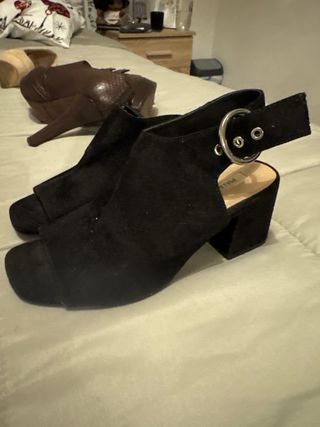 Lote Zapatos Talla 35 Beige, fucsia y Negro