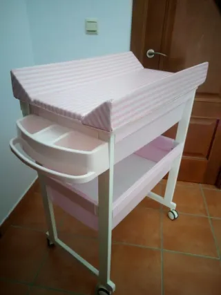 Cambiador bebé bañera rosa