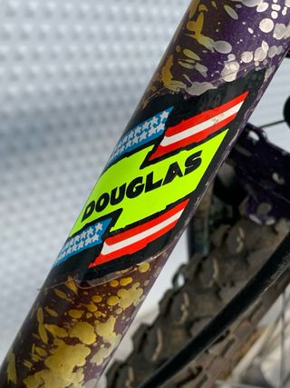 Bicicleta BTT Douglas Ruedas 26” lista para usar