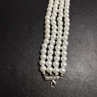 Pulsera de perlas blancas y plata