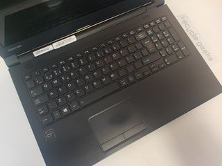 Toshiba R50-B-119 Core i5 4GB RAM 240GB SSD