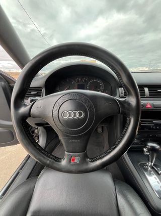 Audi A6 2.5 TDI 180 CV