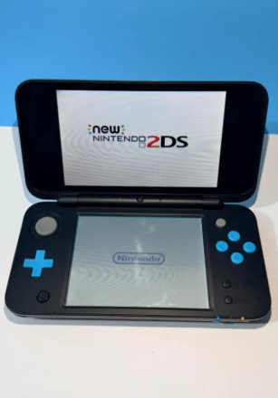 Nintendo 2DS XL