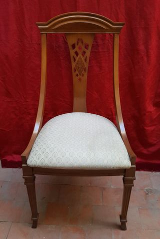 LIQUIDACION MUEBLES VARIOS MODELOS SILLAS MADERA