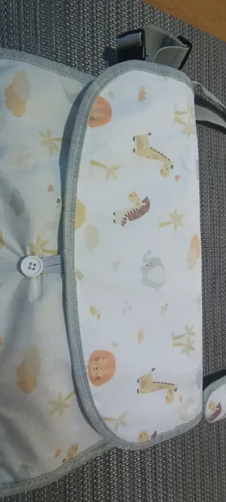 Cambiador de bebé plegable