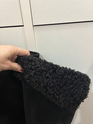 Stivali alti neri con fodera in pelliccia