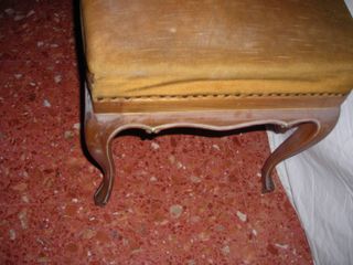 Banco tapizado madera con muelles