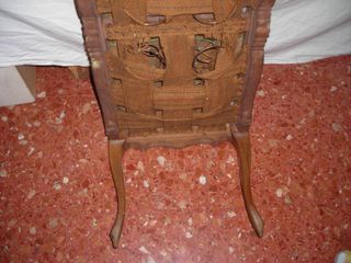 Banco tapizado madera con muelles