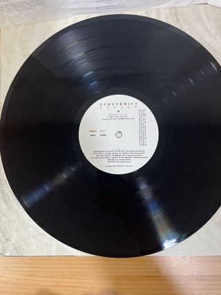 LP VINILO EURYTHMICS “ SAVAGE “