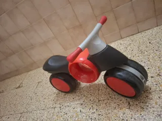 Moto corre pasillos Imaginarium