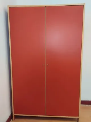 Armario Rojo madera