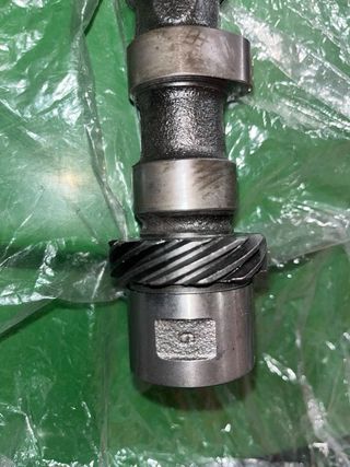 Árbol de levas SEAT 127 903 antiguo stock original