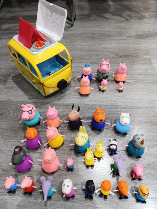 Caravana Peppa Pig con figuras