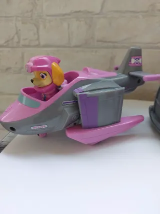 Juguetes Patrulla Canina: 3 figuras+2 vehículos.