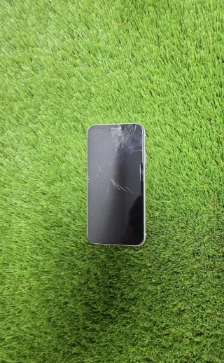 iPhone 11 Blanco 77% Batería