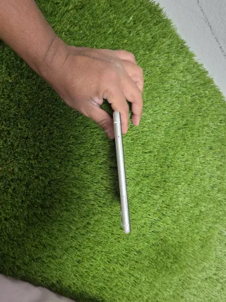 iPhone 11 Blanco 77% Batería