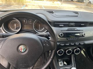 Alfa Romeo Giulietta 2012