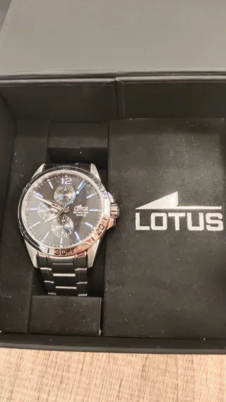 Reloj Lotus de Negocios Hombre Negro y Plateado