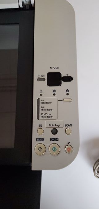 Impresora Canon MP250 Blanca