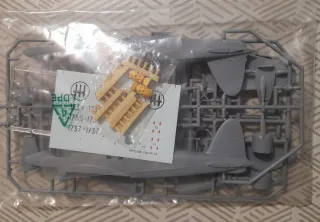 Special Hobby Fiat CR-25 1:72