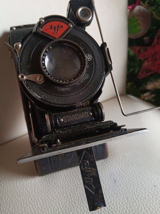 Cámara Agfa Vintage con Funda de Cuero