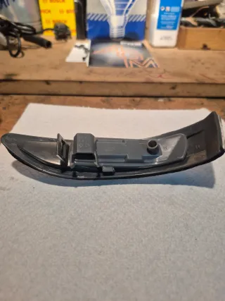 Intermitente Espejo derech. Clase A y B