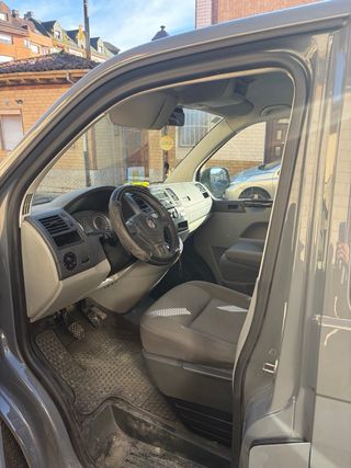 Volkswagen Transporter T5 2014