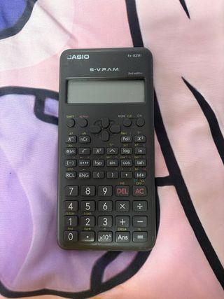 Calculadora Científica Casio fx-82M