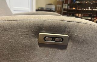 Sofá reclinable de tela gris