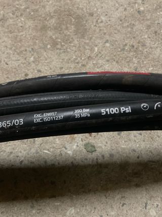 Latiguillos hidráulicos pala tenías