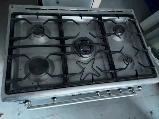 Horno de cocina plateado