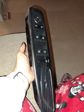 Botonera elevalunas coche nueva