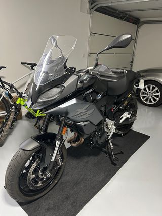 bmw F900XR