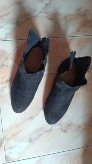 Botines negros mujer