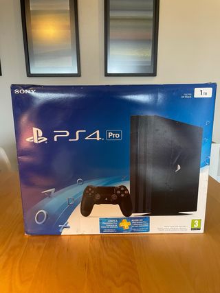 Playstation PS4 Pro Sony Nera