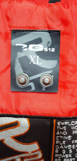 Chaqueta GR512 Negra y Roja