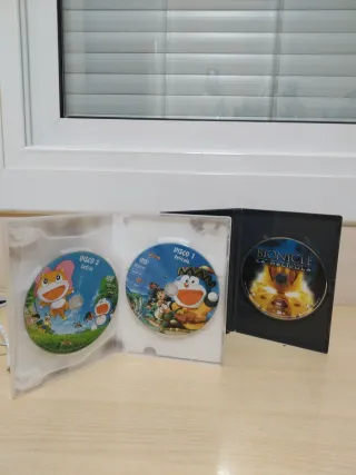 Pack Dúo DVD Doraemon + Bionicle.