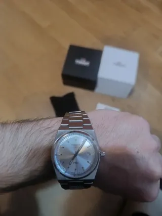 Reloj Tissot PRX automático color Plata Nuevo con