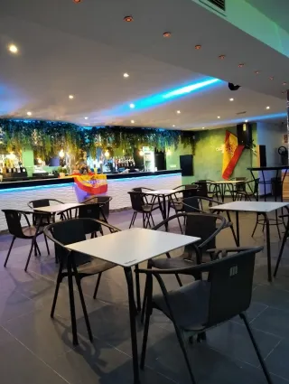 Gran oportunidad se traspasa en Sanlúcar