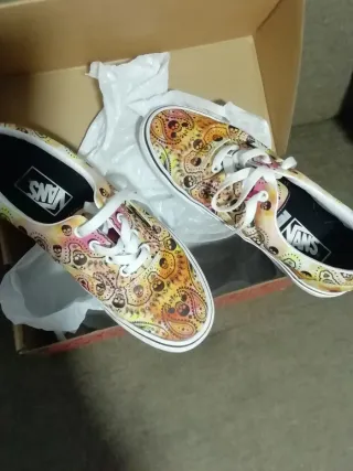 Zapatillas Vans Multicolor con Calaveras