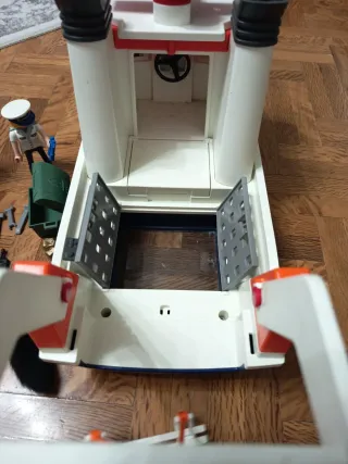 Barco Salvamento Playmobil con Accesorios