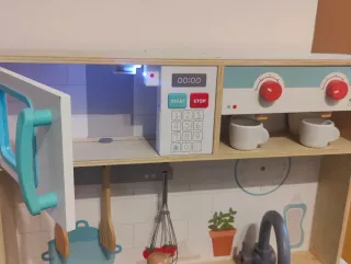 Cocina de madera infantil