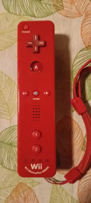 Mando Wii/Wii U con Motion Plus Oficial Rojo