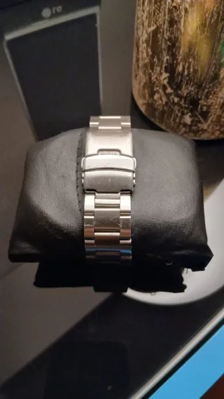 Reloj Casio Hombre Negro y Plateado